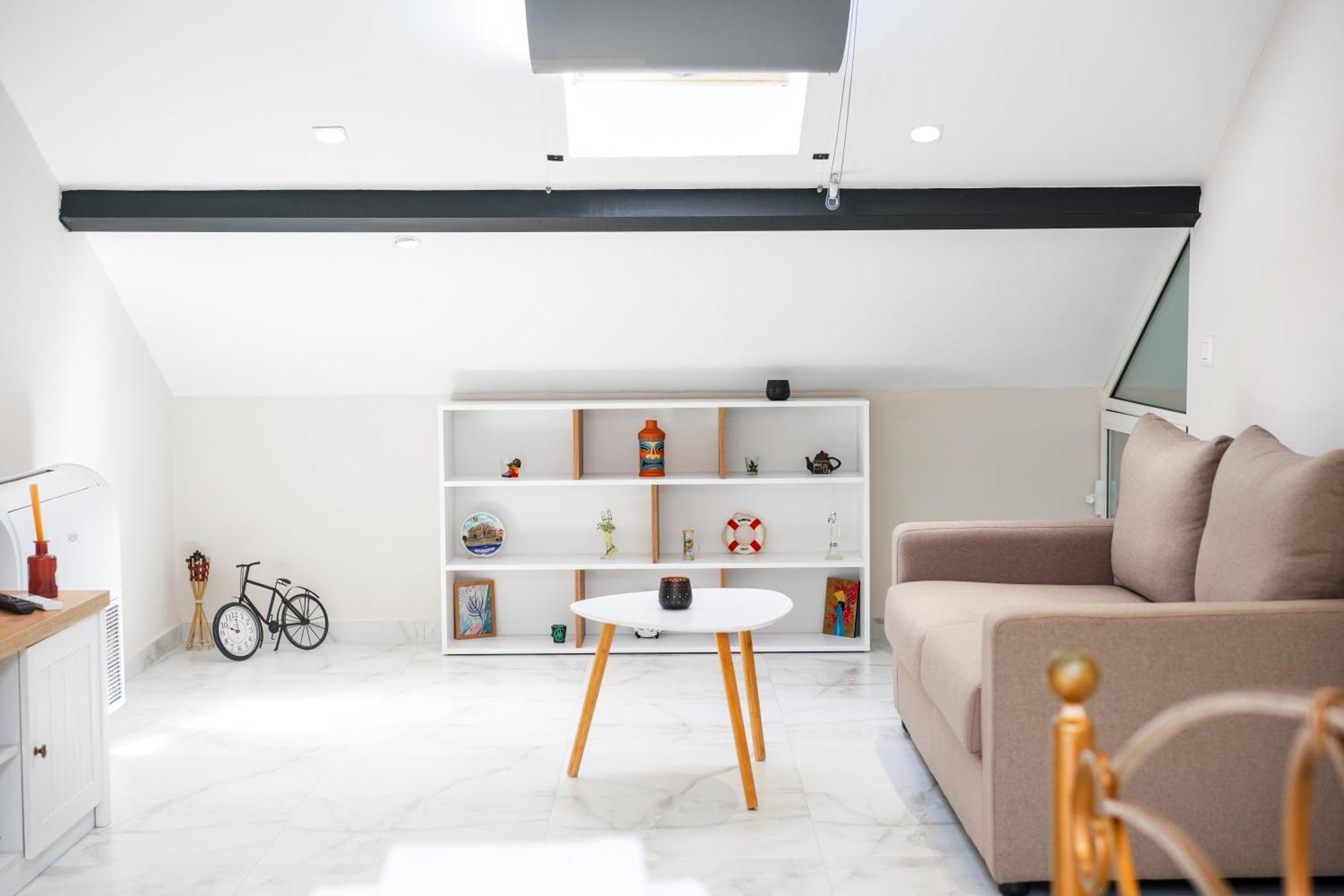 City Center Hideout - Studio Apartment Tirana Exteriör bild
